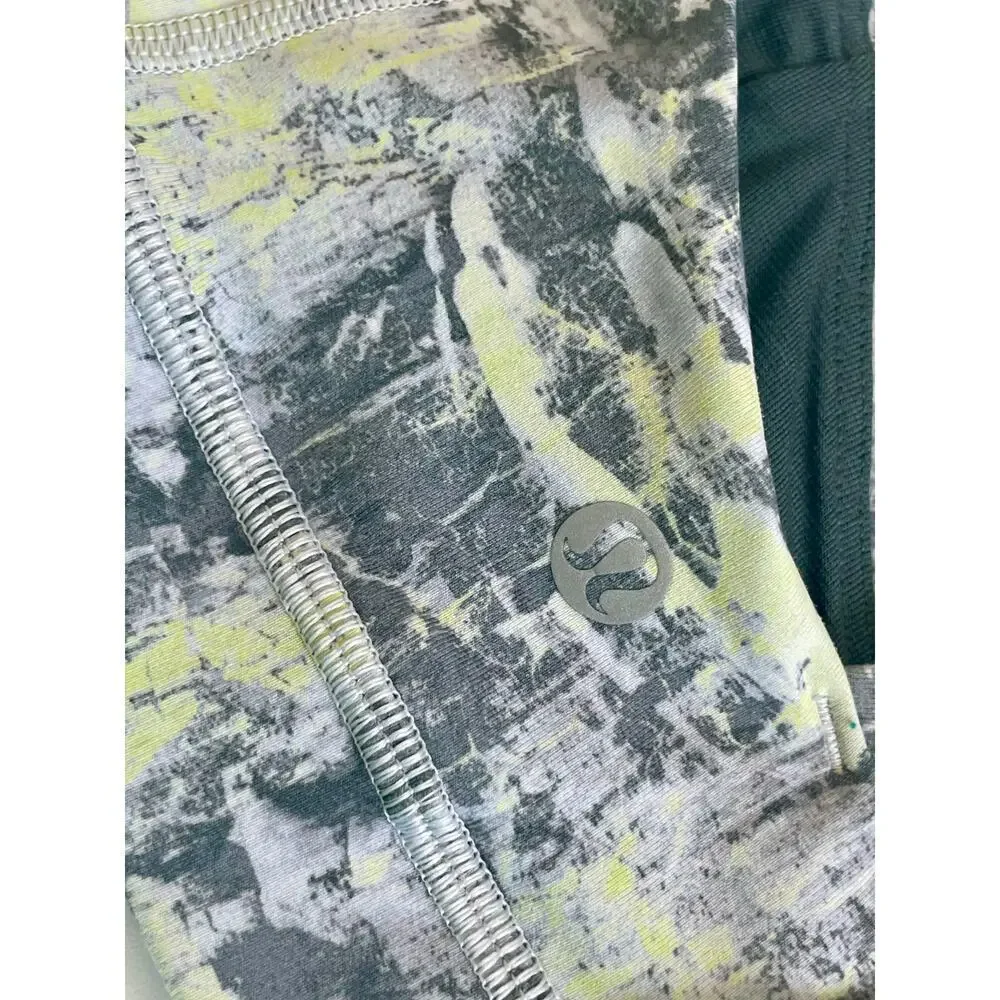 Lululemon Energy Sport Bra Strappy back wicking Padded Sz 4 Athleisure Yoga Gym - Picture 4 of 13